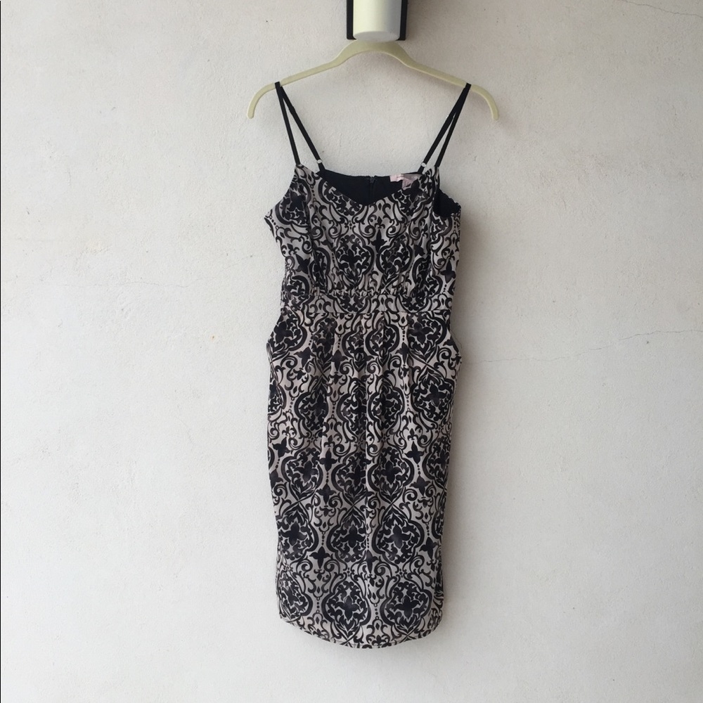 ⚡️SALE⚡️ Black & White Cocktail Dress